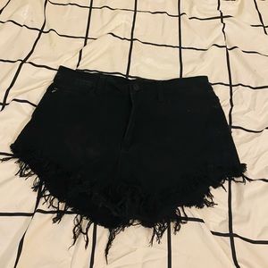 i’m selling jean shorts